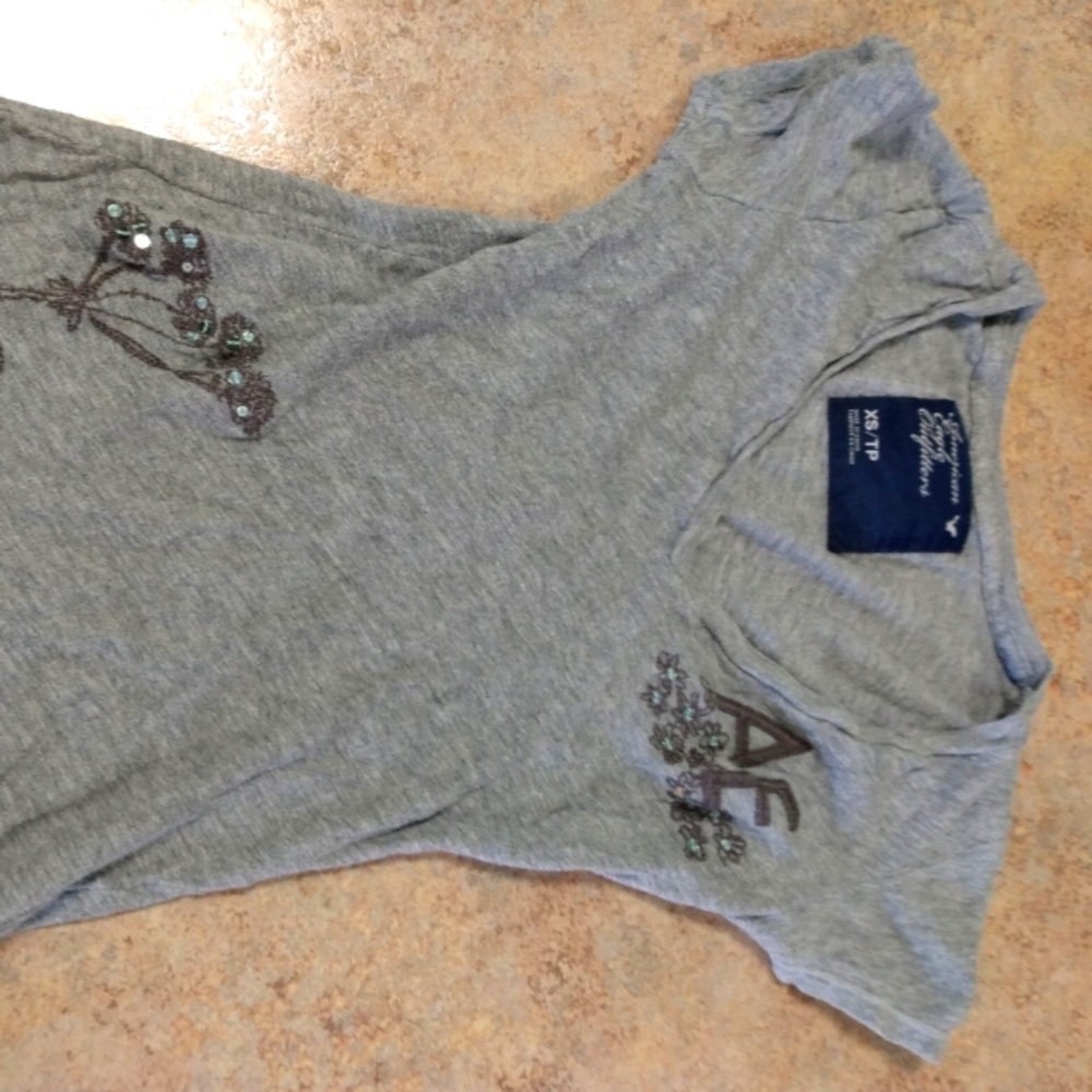 American Eagle xs shirt